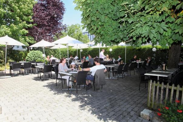 Hotel Ristorante Schloessli Meggen Zewnętrze zdjęcie